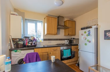 Richmond Crescent, City Centre, Cardiff - Image 2